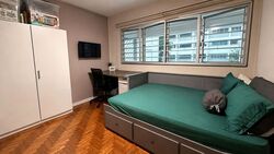 Blk 327 Jurong East Street 31 (Jurong East), HDB Executive #595183021